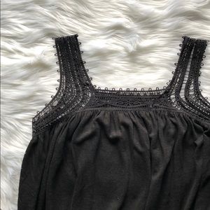 Gap Sleeveless Crochet-Detail Top Black Small Tall